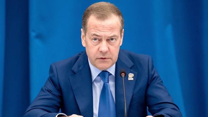 Medvedev warned it 'could end badly' if the US provides Ukraine with Tomahawks