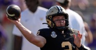 Koki Riley AP top-25 poll after Vanderbilt, Ole Miss wins