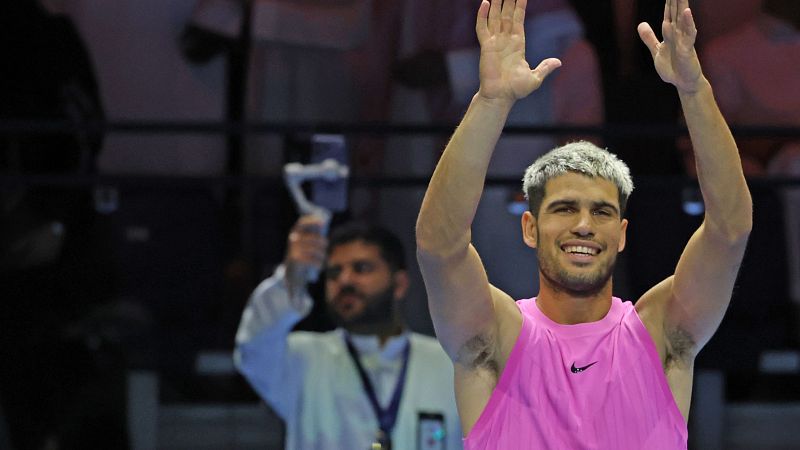 Carlos Alcaraz se volverá a medir a Jannik Sinner en la final del Six Kings Slam