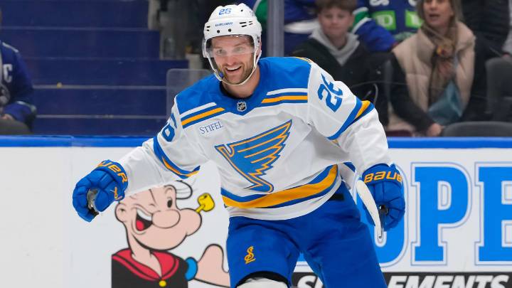 Walker leading charge to make hockey more popular in Australia