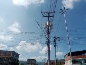 Vecinos solicitan a Corpoelec que restituya energía 220v en el sector Las Delicias (+Fotos)