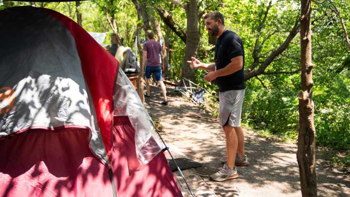 Des Moines divided on plan to pay for more space in homeless shelter