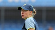 Australia to give Alyssa Healy as much time as she needs ahead of huge semi final fitness call