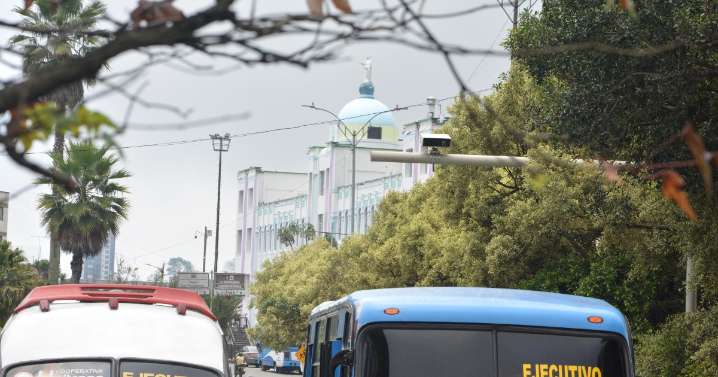 Motos acaparan más de la mitad de fotomultas en Manizales: van 45 mil comparendos este año, datos de mejoría