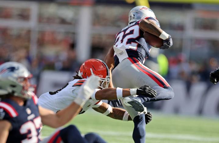 Patriots: TreVeyon Henderson set for bigger role as running back depth takes hit