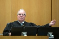 Sentencing hearing begins for man convicted of killing 8 people in metro Phoenix in 2017