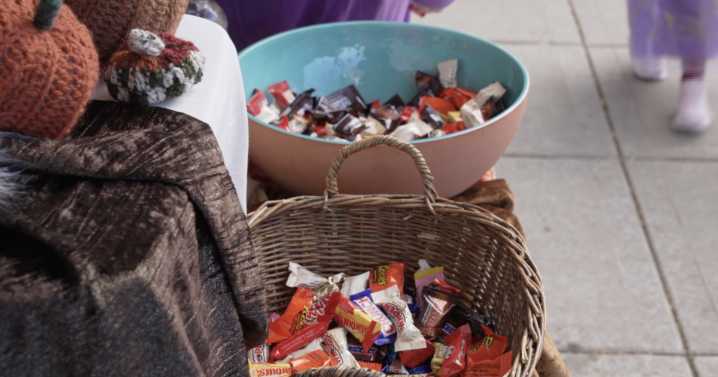 Downtown Two Rivers hosts early Halloween celebration
