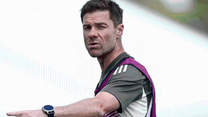 «Se cree Guardiola»: los fuertes reclamos de los jugadores del Real Madrid hacia Xabi Alonso