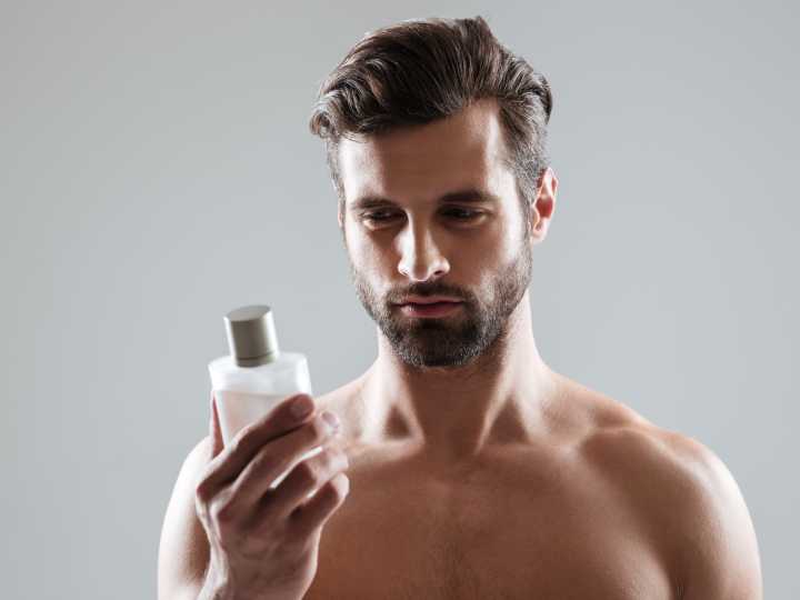 Los mejores perfumes especiados para hombres que duran todo el día