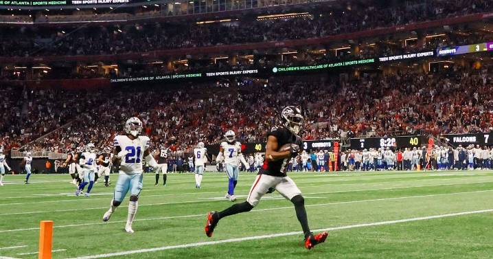 Falcons’ injury report: Mooney, Phillips remain out