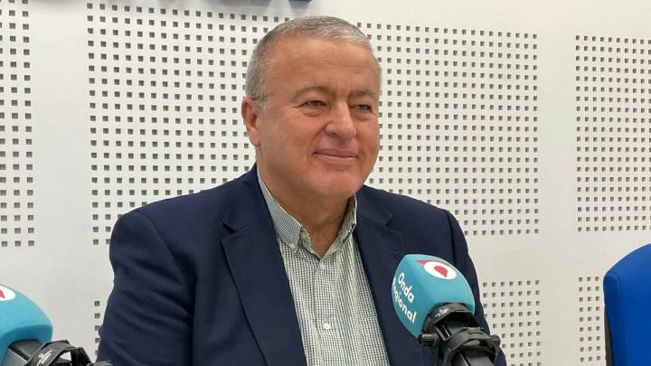 El senador del PP considera que el Gobierno Central está cometiendo un delito de omisión contra la salud en Portman