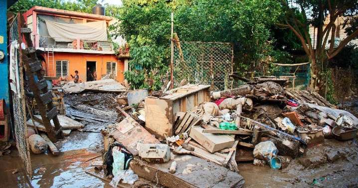 Suben a 66 los muertos tras lluvias históricas, confirma Sheinbaum