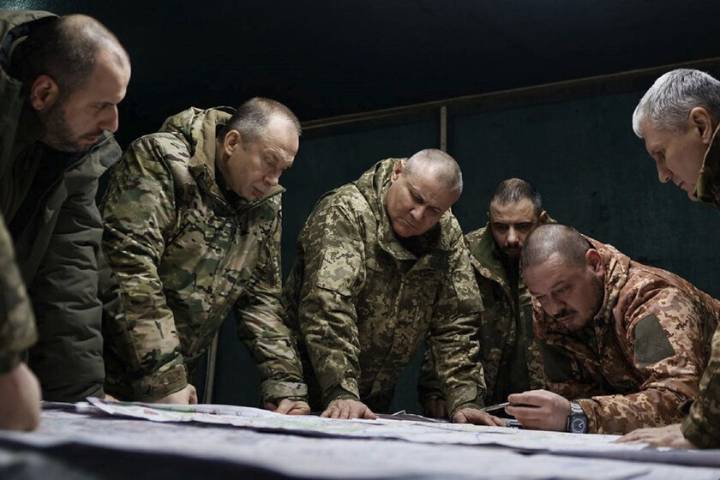 Un zumbido imperceptible está sembrando el caos en Ucrania. Cuando llega no hay marcha atrás: los rusos ya están en todas partes