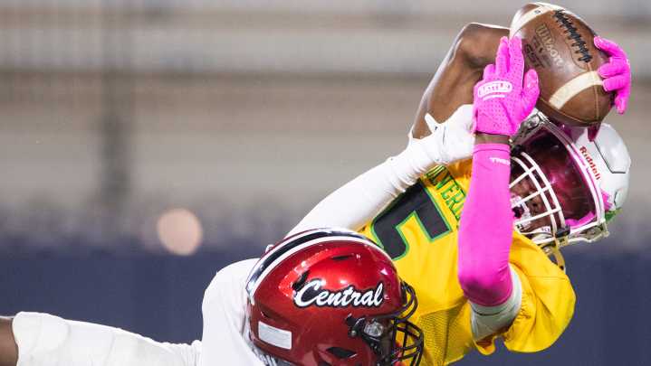 Carver's bid for an upset falls short in shootout with Central