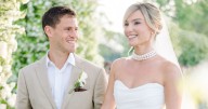 Las claves de los looks de boda del Peque Schwartzman y Eugenia De Martino: la historia detrás de su vestido de novia y los dos cambios de la pareja