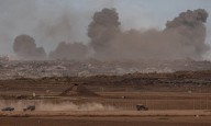 Israel anuncia alto al fuego en Gaza; miles de palestinos regresan al norte tras dos años de guerra