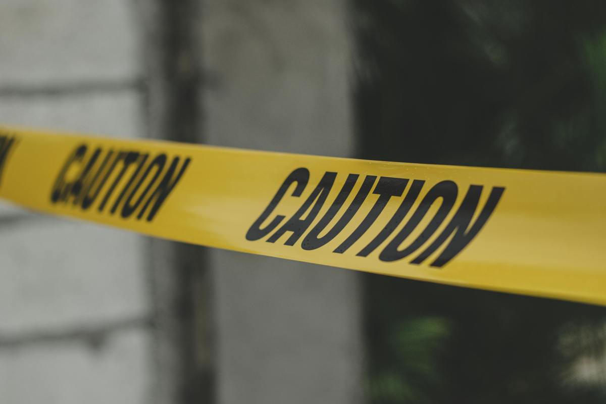 Vecinos de Chicago confrontan a agentes federales de EEUU tras una persecución y choque