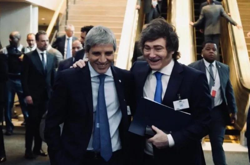 Milei celebró el auxilio de Estados Unidos y elogió a Caputo: "Es el mejor ministro de Economía de la historia"