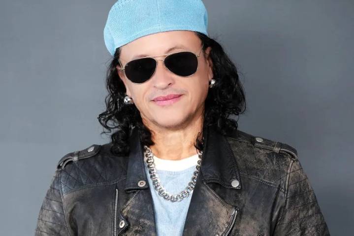 Elvis Crespo recibirá el Premio Salón de la Fama en los Billboard Latinos 2025