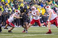 Oregon Ducks’ running game saves the day against Wisconsin