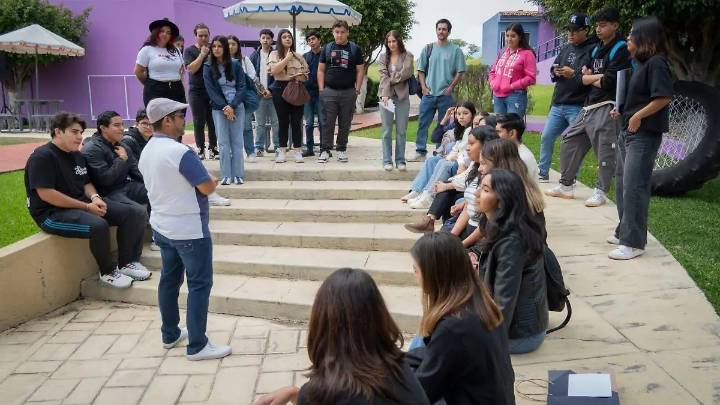 Jóvenes desmotivados; salarios bajos frenan su preparación profesional en Zamora