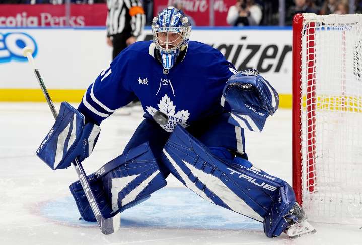 Stolarz’s 40 saves not enough as Maple Leafs fall 3