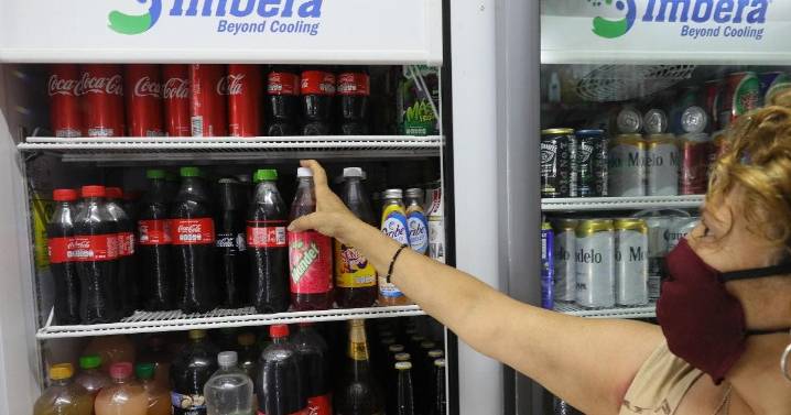 Pide ONG al gobierno federal fortalecer los impuestos a los refrescos