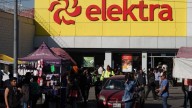 Bolsa Mexicana de Valores suspende cotización de acciones de Grupo Elektra