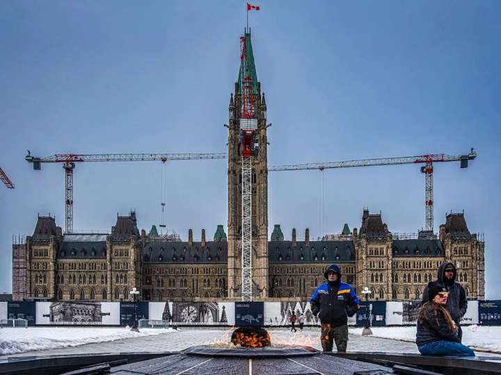 Despite appetite for foreign workers, small businesses can't stand dealing with the immigration department