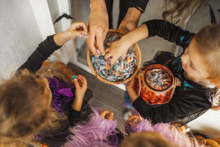 Most Americans eat their candy before Halloween, study shows