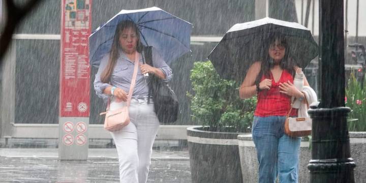Autoridades mantiene pronóstico de lluvias y tormentas eléctricas en la capital