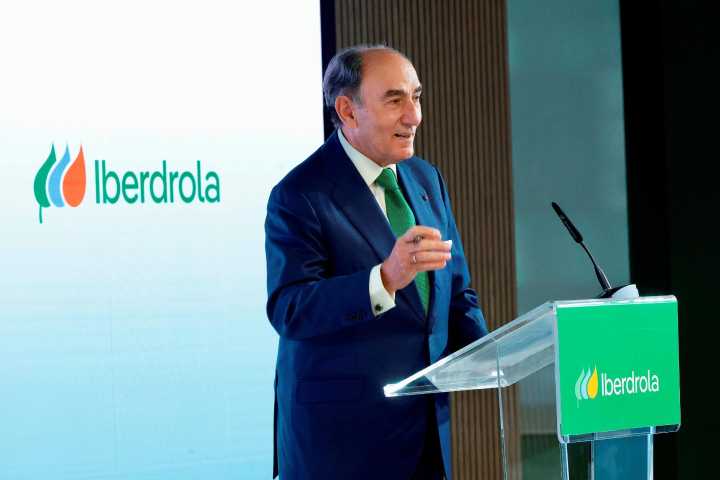 Iberdrola dispara su beneficio ajustado un 16,6% y propone elevar el dividendo un 8,2%