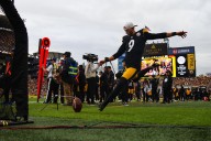 ‘Outraged’ Steelers, Browns players reported poor Acrisure Stadium grass to NFL, report says