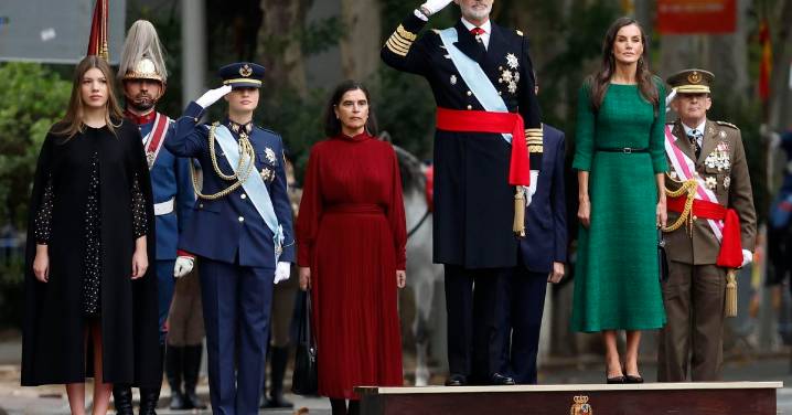 El desfile por el Día de la Fiesta Nacional, en imágenes