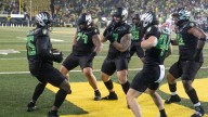 How Oregon football won a slugfest vs. Wisconsin