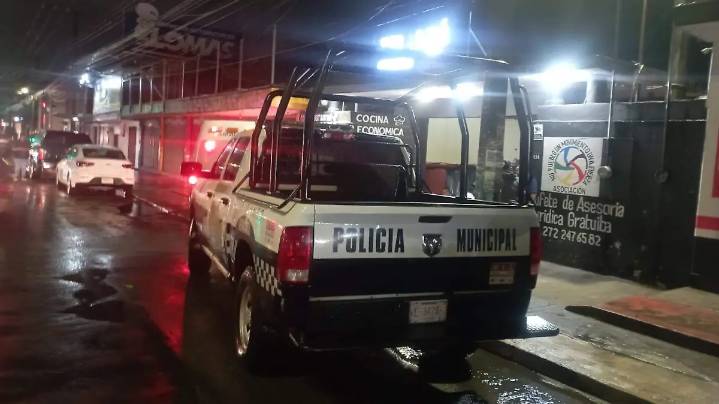 Encuentran a hombre sin vida dentro de su vivienda en una colonia de Nogales