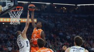 El ritmo frenético de Valencia Basket hace descarrilar al campeón Fenerbahce (94