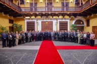 Presidente José Jerí recibe el saludo del Cuerpo Diplomático acreditado en el Perú