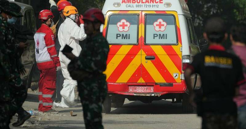 Death toll hits 13 after Indonesian school collapse
