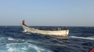 Llegan a Canarias 75 migrantes en dos cayucos interceptados en el Hierro y Gran Canaria