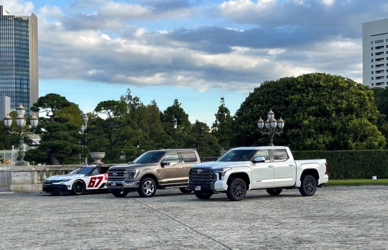 Trump's 'hot truck' becomes symbol of Japan trade talks