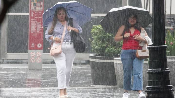 SEP suspende clases presenciales en Puebla y Veracruz por la tormenta tropical “Jerry”: hay colapsos y un socavón
