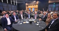 Caputo en campaña: la apuesta a los gobernadores y el guiño al “peronismo”