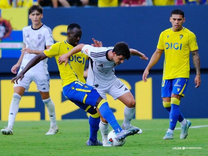 Yussi Diarra y el inicio liguero del Cádiz CF: "En el fútbol no hay casualidades"