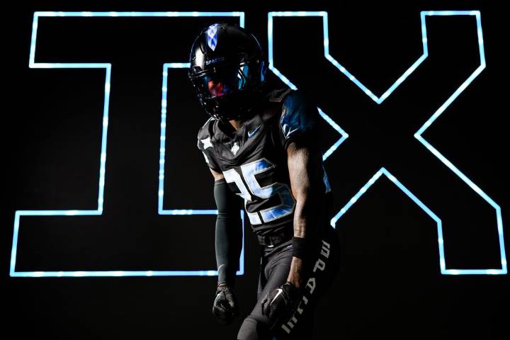 UCF's new space game uniforms salute to hypersonic travel