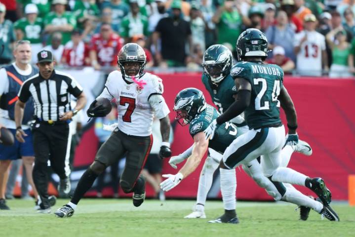 Report: Bucs RB Bucky Irving (foot) could miss 2 weeks