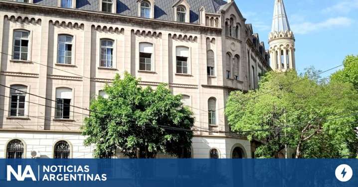 Siguen internados los dos alumnos tras la explosión durante una feria de ciencias en una escuela de Palermo