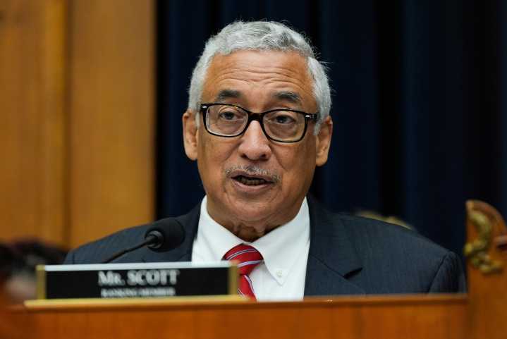 Democrats want investigation into shutdown out