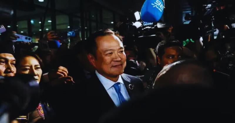 Thai Prime Minister Skips ASEAN and APEC Summits Following Queen Mother's Death, to Sign Ceasefire Deal in Malaysia