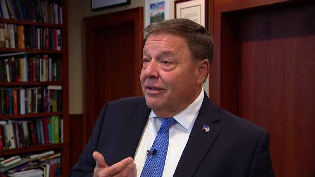 Mass. mayor revises controversial pay raise proposal